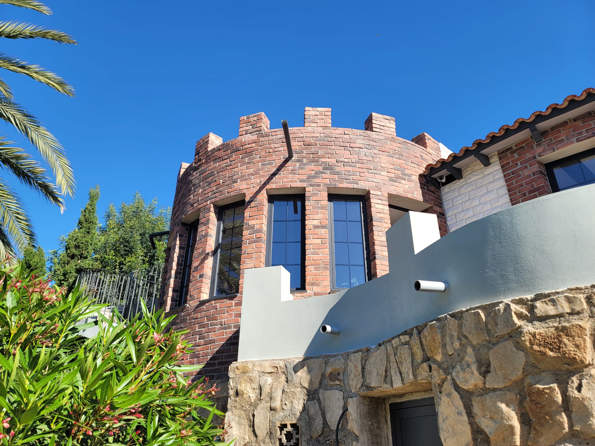 Contact Solux Costa del Sol – Solar Window Film Specialists