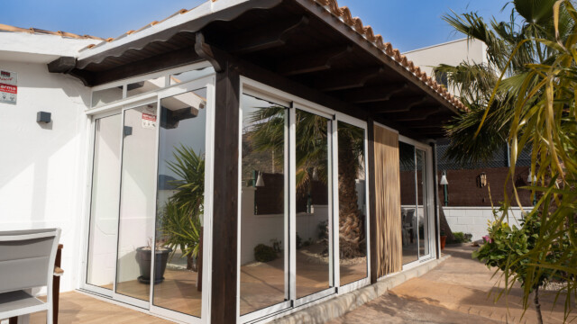 Blocks Harmful UV Rays UV protection window film blocks radiation that fades furniture, flooring, curtains and artwork — while still letting natural daylight into your rooms.